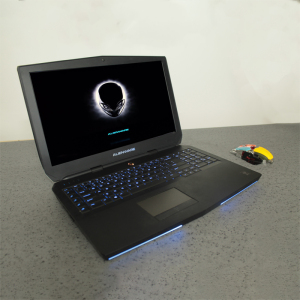 外星人alienware15 17寸发烧玩家电竞游戏本高端戴尔学生手提电脑
