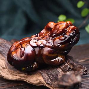 龙涎香"灰琥珀"招财神兽貔貅摆件手把件貔貅一转腰缠万贯.香气