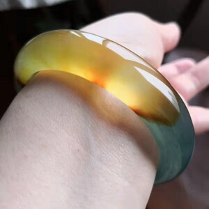 岫玉手镯 玉石王花玉玉镯 夏季新品 女士百搭 高冰飘花花玉玉镯