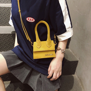 女包新款2019网红同款jacquemus抖音超火迷你包包斜