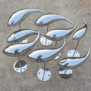 不锈钢雕塑小鱼定制镜面户外园林景观广场庭院水景金属装饰品摆件