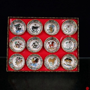 古董古玩瓷器收藏 景德镇陶瓷粉彩十二生肖图杯子一套 送礼收藏