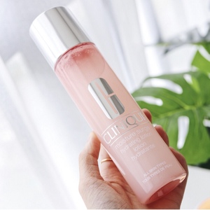 舒缓柔肤补水 倩碧水磁场水嫩保湿水精粹200ml 精华爽肤水粉水