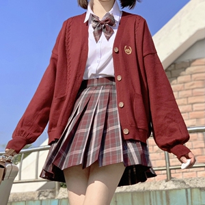 jk红色毛衣女2021新款本命年秋冬日系学院风刺绣v领宽松开衫外套