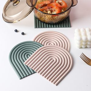 墨色北欧硅胶隔热垫加厚餐桌垫防烫防水餐垫家用碗盘垫菜垫子锅垫