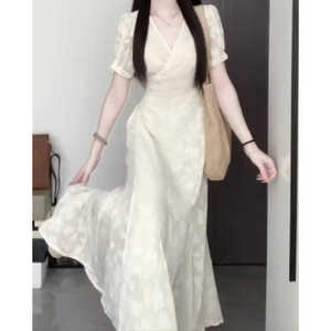 新中式国风连衣裙茶歇法式高端精致裙子2024新款女夏季气质长裙