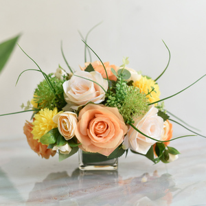 假花仿真花玻璃方杯餐桌花摆件酒店宴会餐厅商务会议桌面装饰花艺