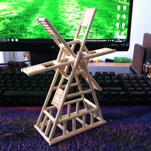 三角形中的风车模型图片