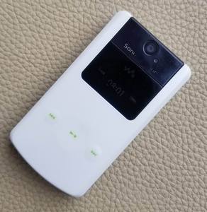 二手手机索尼爱立信W508怀旧收藏古董手机原装索爱翻盖手机