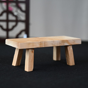 木制工艺品小板凳