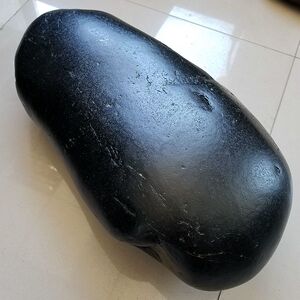 五十斤和田玉墨玉黑碧玉黑青玉籽料原石镇宅大摆件玉龙河原籽大玉