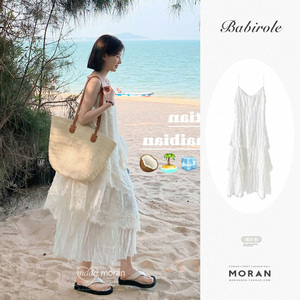 奶系法式白色吊带连衣裙女2024夏季新款沙滩海边度假风蛋糕长裙子