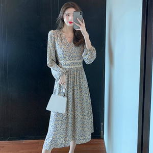 参加婚礼裙子时尚气质年轻的衣服女装穿搭2022新款春季闺蜜连衣裙