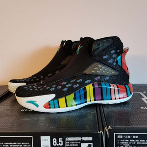 安踏汤普森kt5篮球鞋男高帮运动鞋新款球鞋rocco配色国际象棋破坏