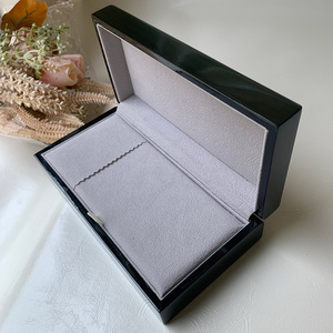 时尚烤漆手表带收纳盒 饰品卡片礼品包装盒可定制lolg