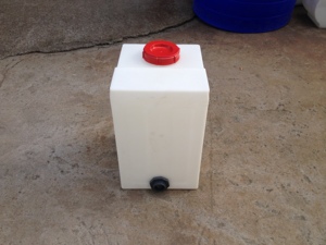 100L售水机水箱 常州自动洗车机水箱 碱液存储罐 100L方形