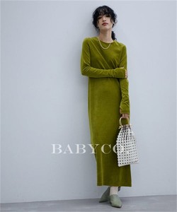 日本贵牌小众设计感法式复古修身侧开叉绿色丝绒连衣裙长裙女秋冬