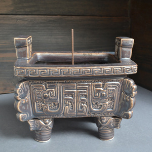 仿古四足长方形鼎炉供奉供佛香鼎炉家用室内佛前供香上香陶瓷大号