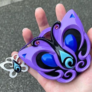 严莉莉的变身器