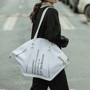 特殊口罩样式手提包2020新款大容量帆布包时尚女包购物单肩包