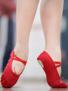红头舞蹈鞋
