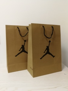 aj 乔丹牛皮纸袋子 鞋盒服装礼品购物袋 手提袋