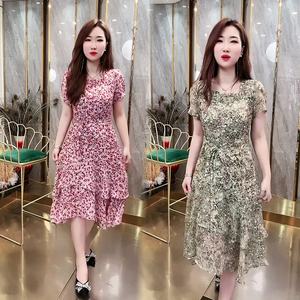 网红爆款时尚雪纺连衣裙女2023年夏季新款韩版显瘦短袖方领长裙潮