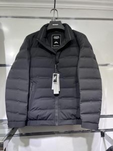 百天奴2021年冬季新款21036男士时尚休闲短款立领舒适保暖羽绒服