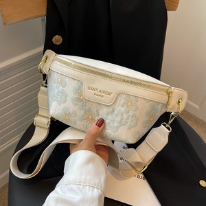 ck caven kathy流行小包包女夏2023新款潮高级感洋气斜挎胸包百搭