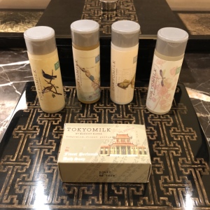 五星级万丽酒店argus / tokyo milk洗发水护发素沐浴液润肤露香皂
