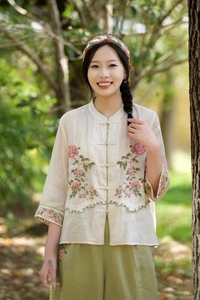 炫织梦 24年夏季女士立领7分袖子苎麻刺绣盘扣复古文艺民族风上衣