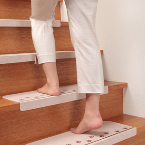 日本进口楼梯垫楼梯地毯 防滑免胶自粘踏步垫 家用实木楼梯防滑垫