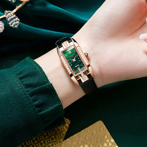 威顿小绿表女士手表商务时尚气质小方表石英表防水腕表女