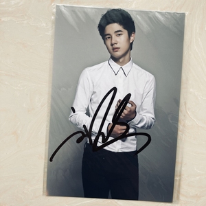 刘昊然亲笔签名照片13款 6寸大小 生日礼物