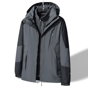 冲锋衣男爸爸款冬季加绒加厚防寒三合一可拆卸户外中老年男士外套