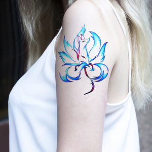 买一送一性感蓝色九尾狐纹身贴狐狸 男 女防水洗不掉仿真日式花臂