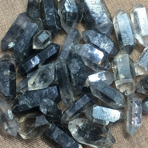 水晶黑云母