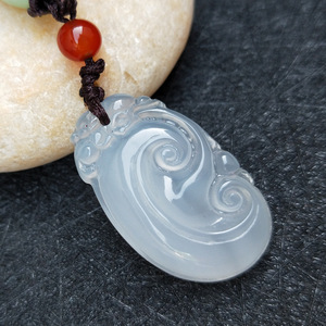 2022年个性小众人工玛瑙吊坠耳朵玉髓如意玉坠男女玉佩玉器玉石