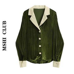 墨绿色条绒外套