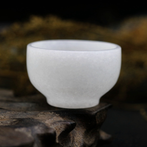 天然白玉茶杯玉石品茗杯中式家用功夫茶杯单杯原石玉杯子小玉杯