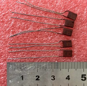 老国营厂高频玻璃釉电容200p330p360ppf中周调谐垫整媲美云母电容