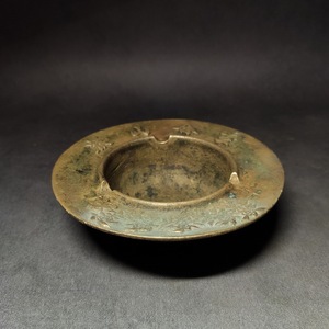 日本老铜器 老物件 铸铜 浮雕烟灰缸 墨池 摆件 品相很好 包浆好