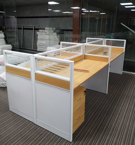 新款办公室屏风卡位员工桌组合卡座屏风办公桌组合246人位桌椅