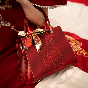维尼奥国风刺绣红色包包大容量手提包新娘结婚包中年女士妈妈礼物