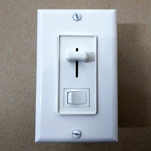 滑动式美规调光器led美式调光开关120型ul单开关面板600w120v调光