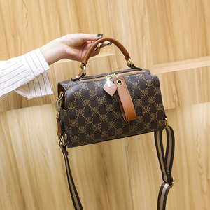 百丽姿女包手提包复古印花通勤小方包真皮时尚轻奢百搭斜挎单肩包