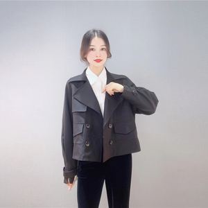 溜肩外套女短