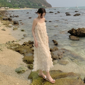 高级感晨袍女新娘结婚订婚礼服超仙流苏连衣裙海边度假吊带沙滩裙