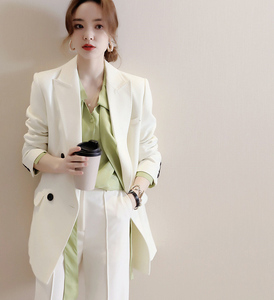 可飒可美 微廓显瘦优化线条乳白色双排扣中长西装外套春夏女休闲