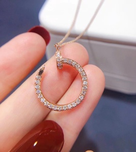 cartier/卡地亚juste un clou钉子项链18k玫瑰金头锁骨链镶钻女